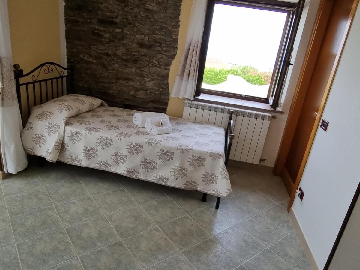 Agriturismo Finagliosu Palmadula Bagian luar foto