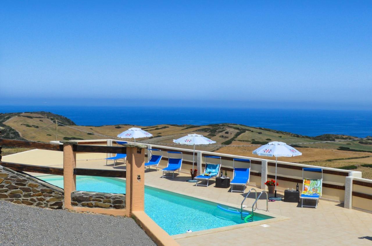 Agriturismo Finagliosu Palmadula Bagian luar foto