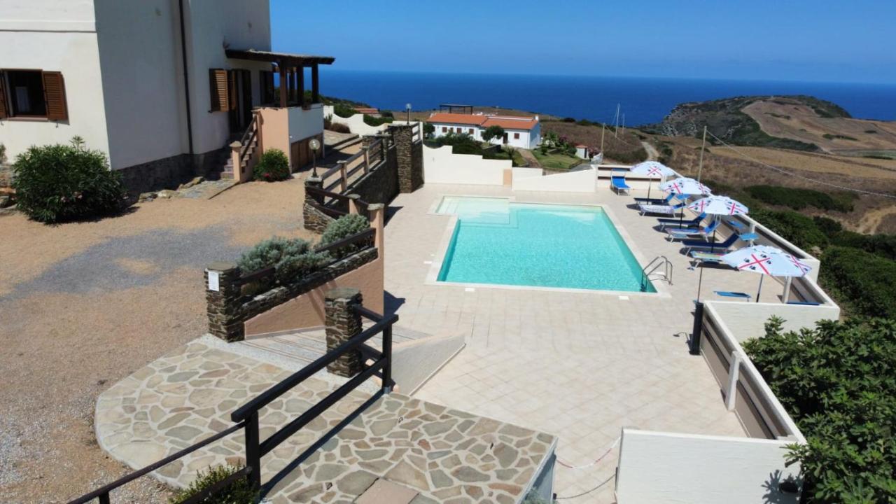 Agriturismo Finagliosu Palmadula Bagian luar foto