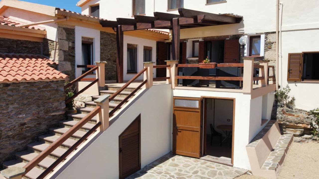 Agriturismo Finagliosu Palmadula Bagian luar foto