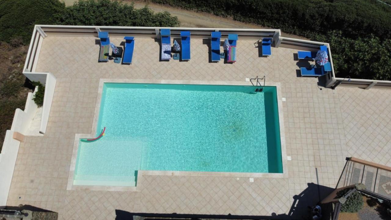 Agriturismo Finagliosu Palmadula Bagian luar foto