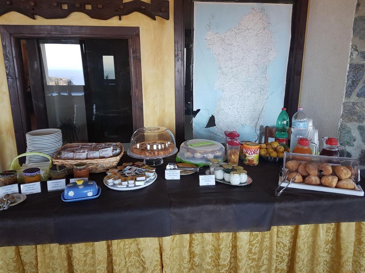 Agriturismo Finagliosu Palmadula Bagian luar foto