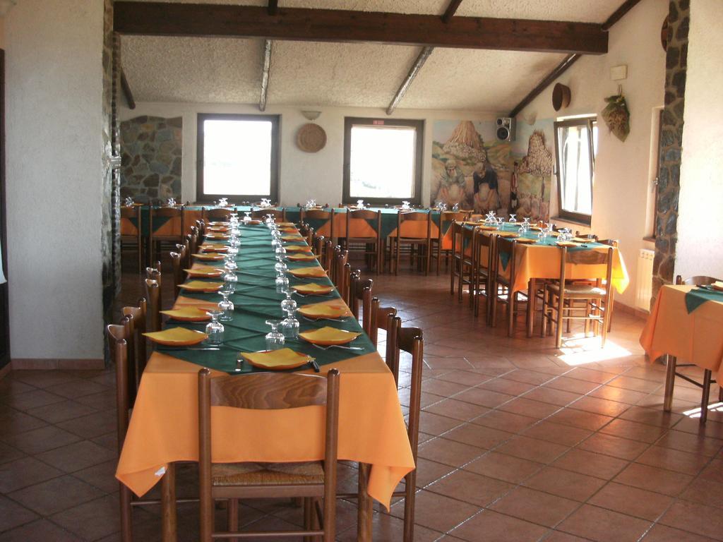Agriturismo Finagliosu Palmadula Bagian luar foto