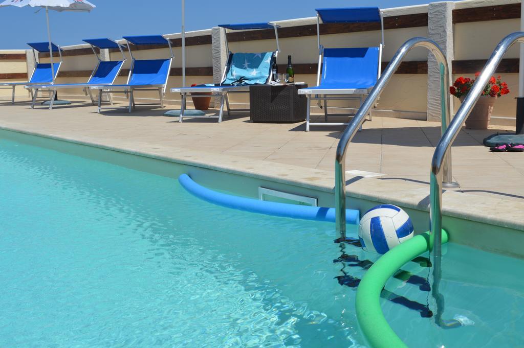 Agriturismo Finagliosu Palmadula Bagian luar foto