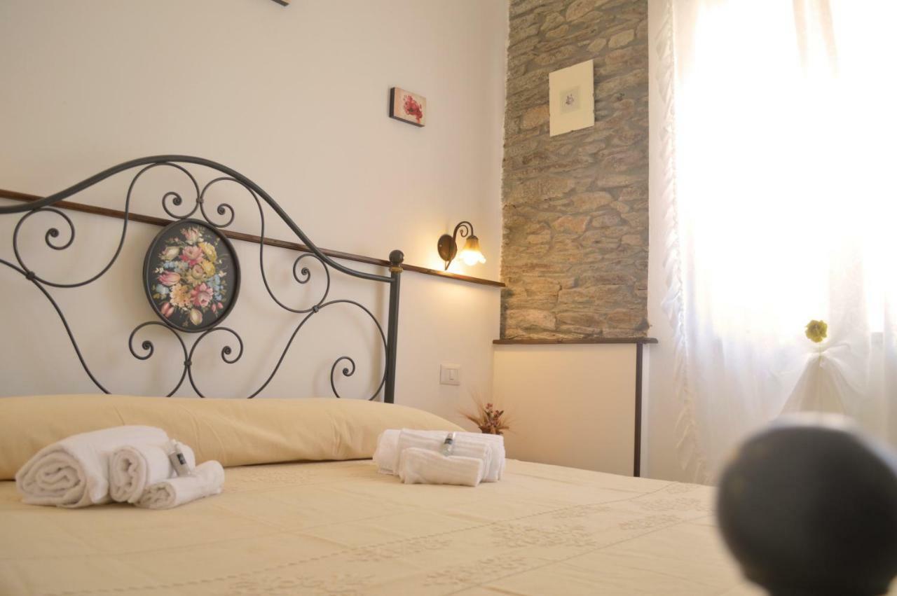 Agriturismo Finagliosu Palmadula Bagian luar foto